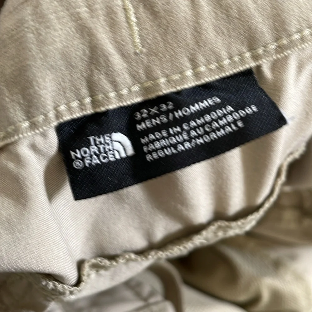 The North Face - Classic Zip Off Short Pants - Khaki - 32x32 - Picture 14 of 15